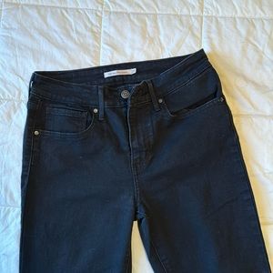 High Rise Black Levi Stretch Skinny Jeans